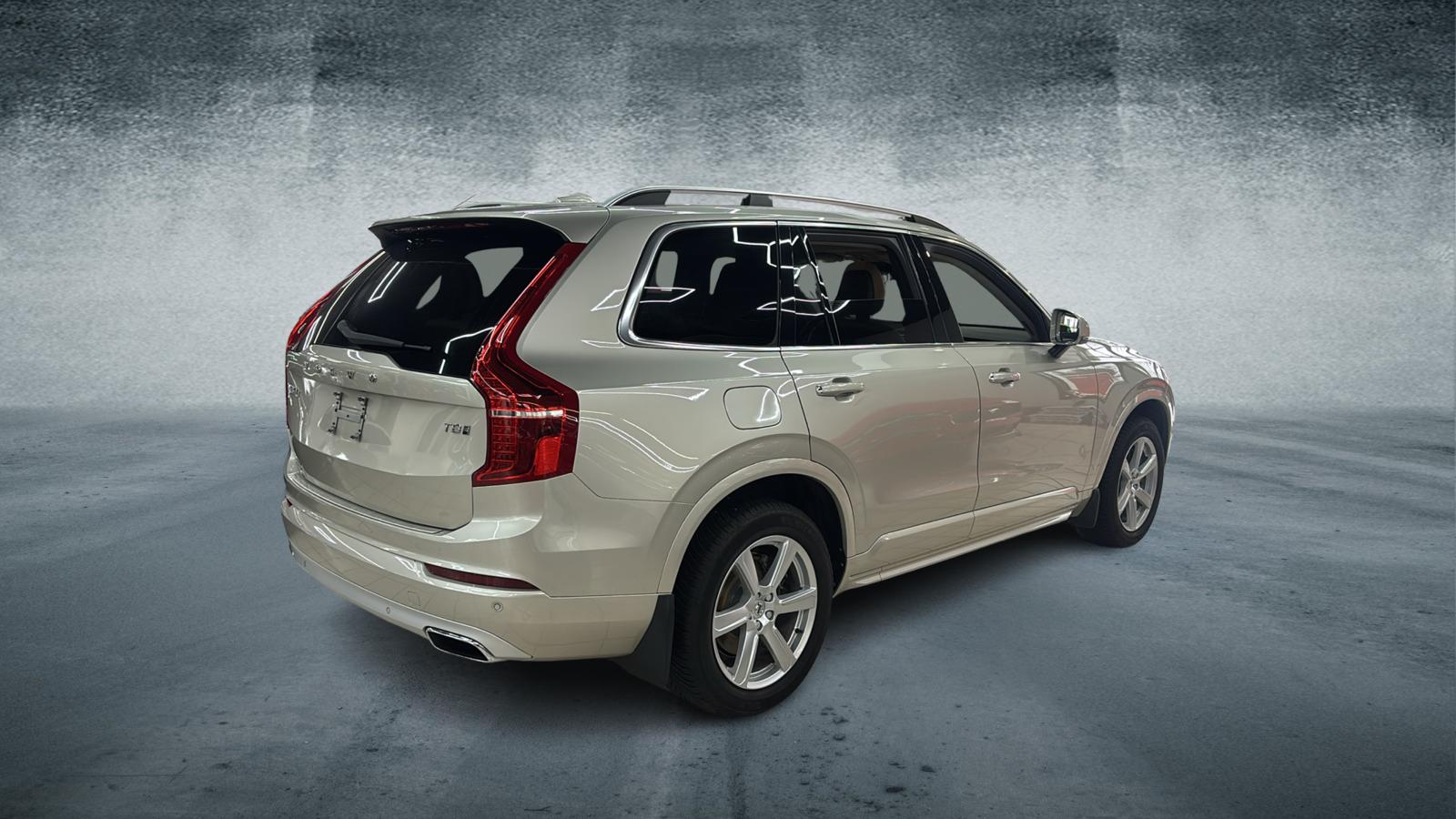 Car Connection Superstore - Used vehicle - SUV VOLVO XC90 HYBRID 2016