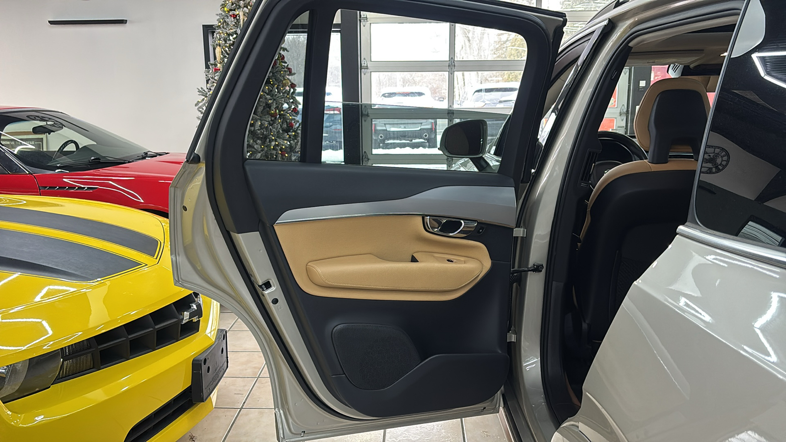 Car Connection Superstore - Used vehicle - SUV VOLVO XC90 HYBRID 2016