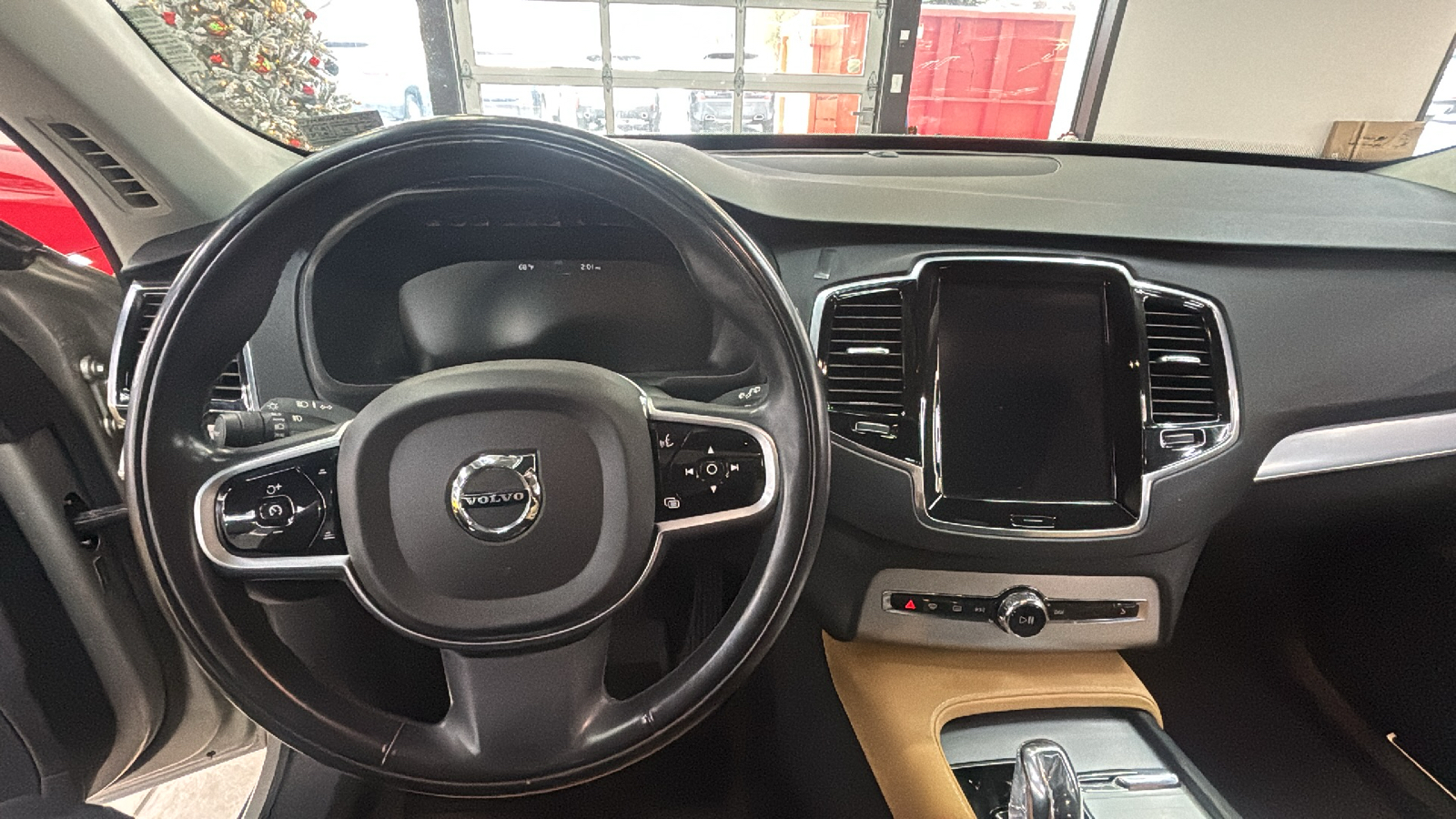 Car Connection Superstore - Used vehicle - SUV VOLVO XC90 HYBRID 2016