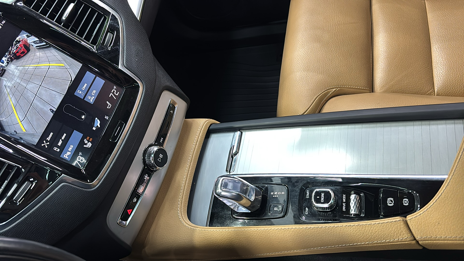 Car Connection Superstore - Used vehicle - SUV VOLVO XC90 HYBRID 2016