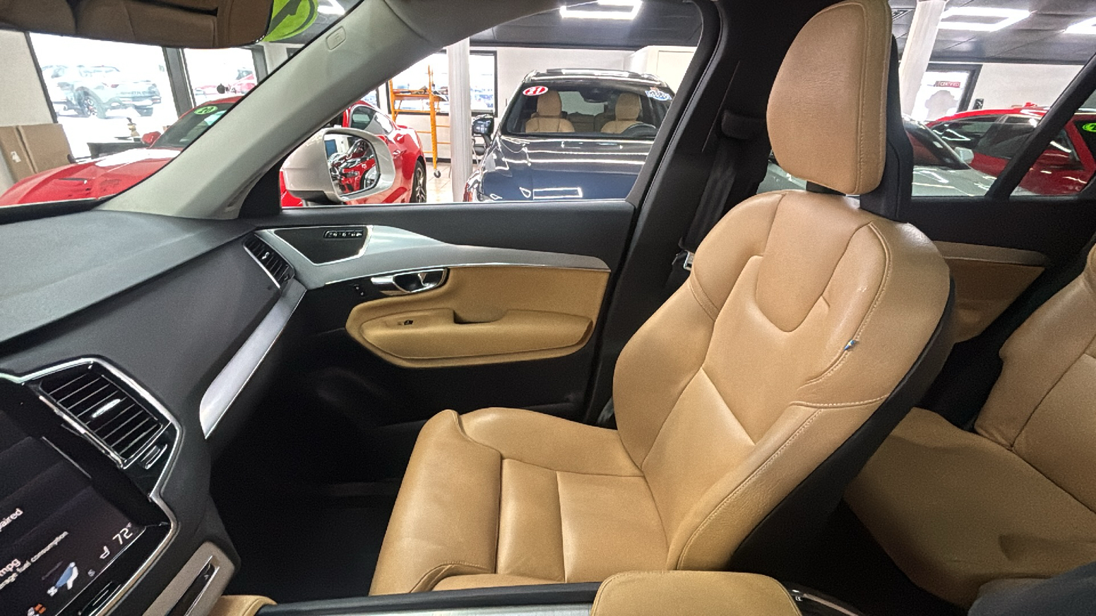 Car Connection Superstore - Used vehicle - SUV VOLVO XC90 HYBRID 2016