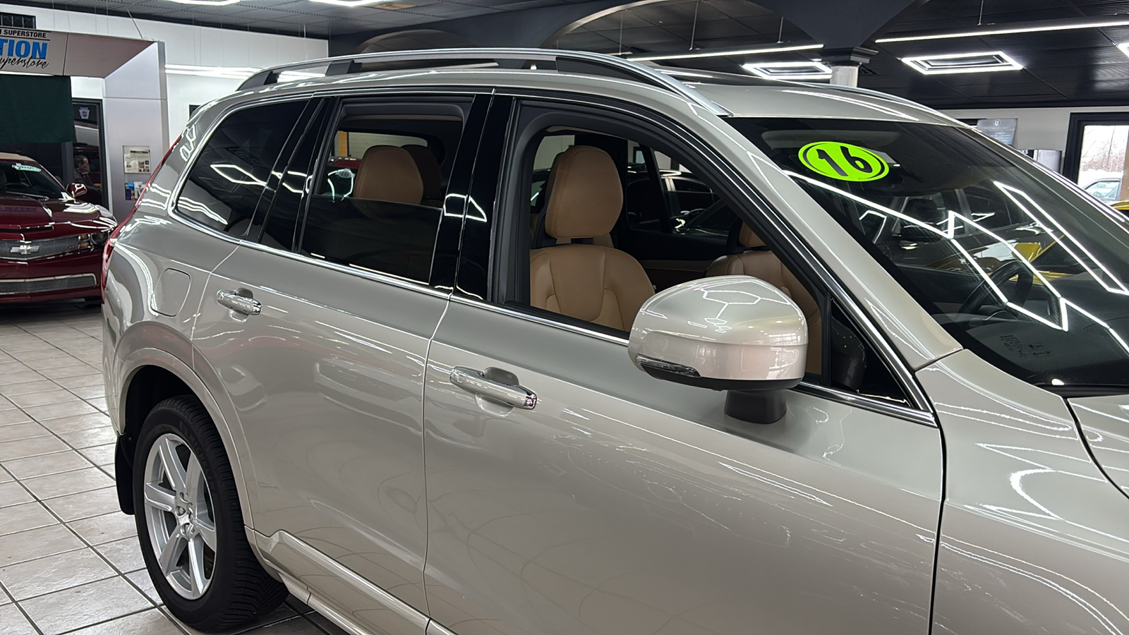 Car Connection Superstore - Used vehicle - SUV VOLVO XC90 HYBRID 2016