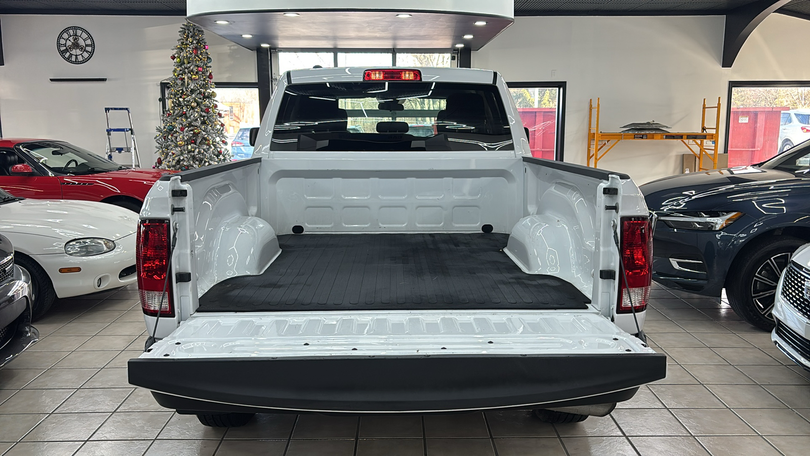 Car Connection Superstore - Used vehicle - TRUCK RAM 1500 CLASSIC 2022