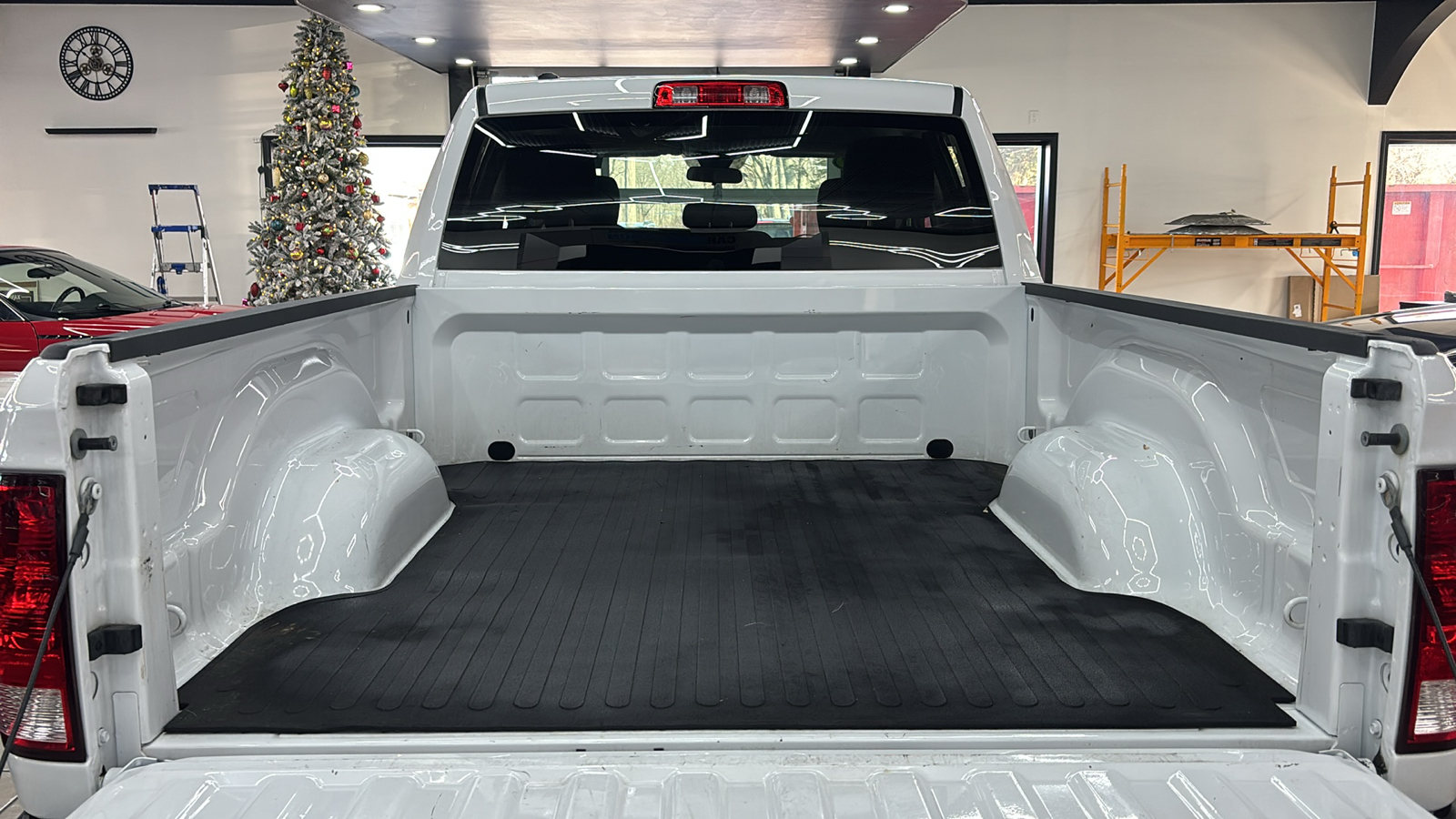 Car Connection Superstore - Used vehicle - TRUCK RAM 1500 CLASSIC 2022