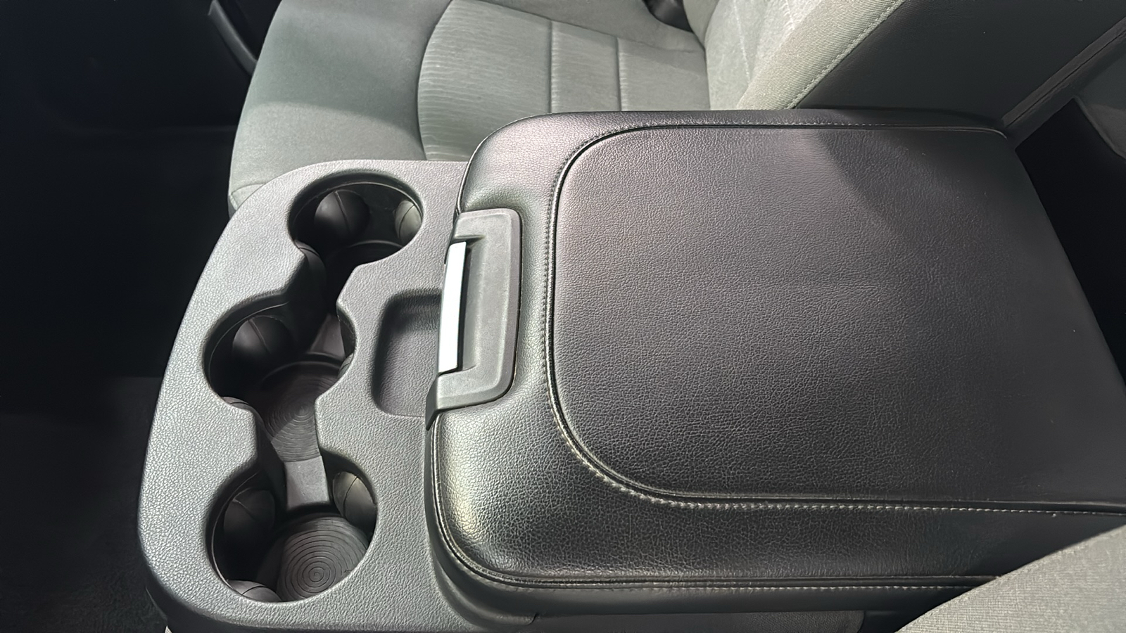 Car Connection Superstore - Used vehicle - TRUCK RAM 1500 CLASSIC 2022