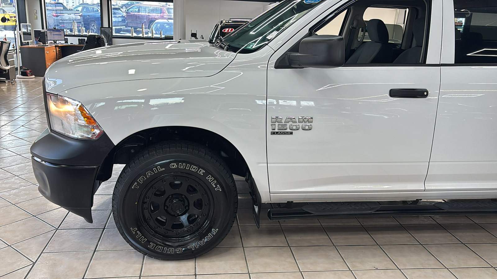 Car Connection Superstore - Used vehicle - TRUCK RAM 1500 CLASSIC 2022