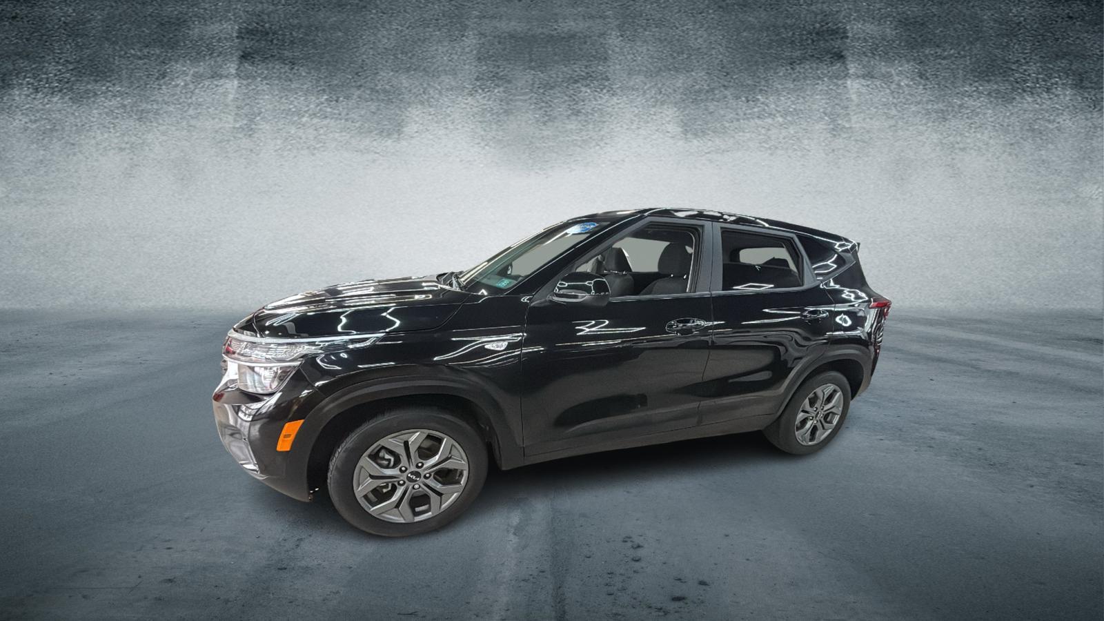 Car Connection Superstore - Used vehicle - SUV KIA SELTOS 2024