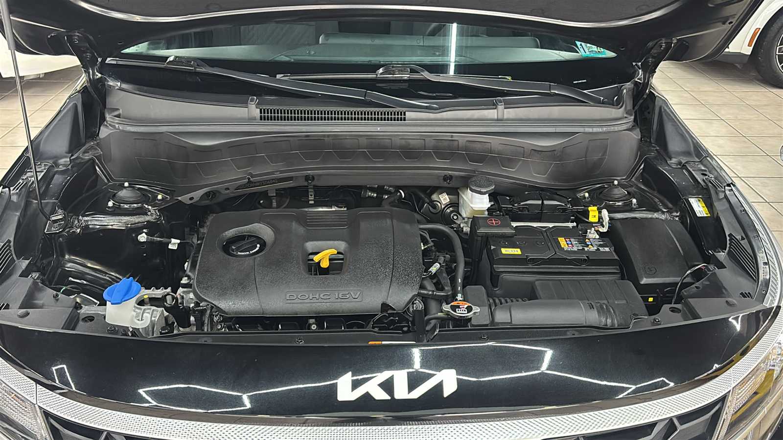 Car Connection Superstore - Used vehicle - SUV KIA SELTOS 2024