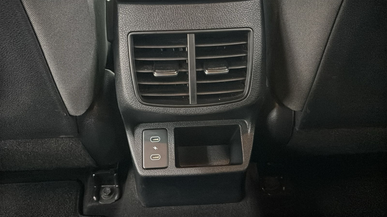 Car Connection Superstore - Used vehicle - SUV KIA SELTOS 2024