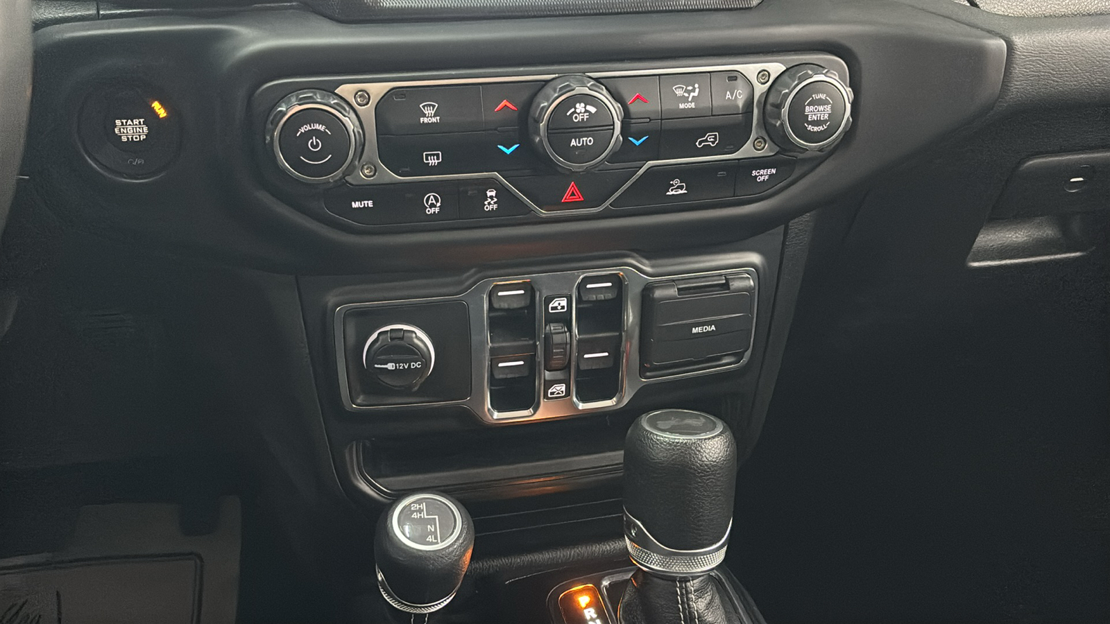 Car Connection Superstore - Used vehicle - SUV JEEP WRANGLER 2023