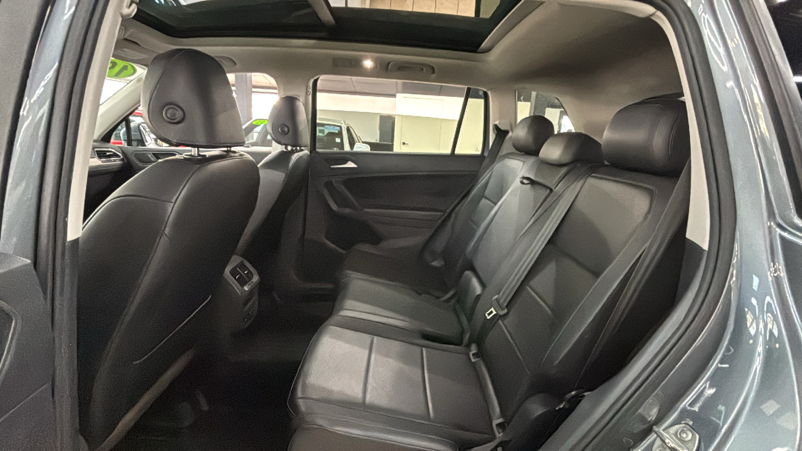 Car Connection Superstore - Used vehicle - SUV VOLKSWAGEN TIGUAN 2019