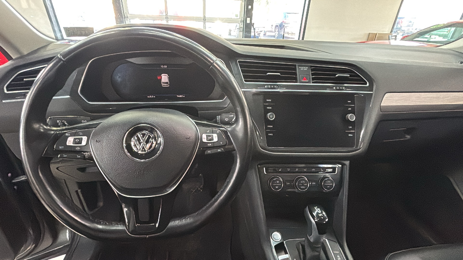 Car Connection Superstore - Used vehicle - SUV VOLKSWAGEN TIGUAN 2019