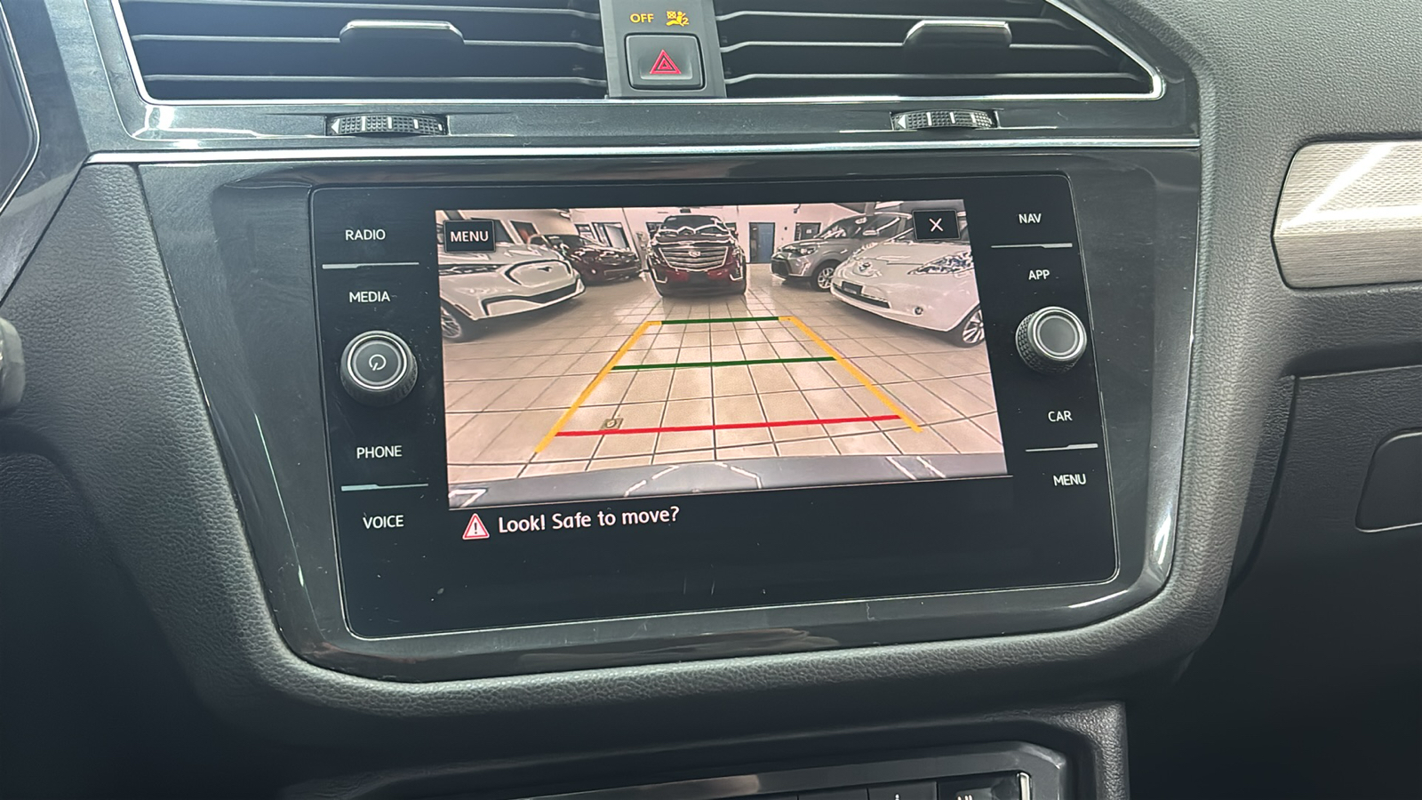 Car Connection Superstore - Used vehicle - SUV VOLKSWAGEN TIGUAN 2019