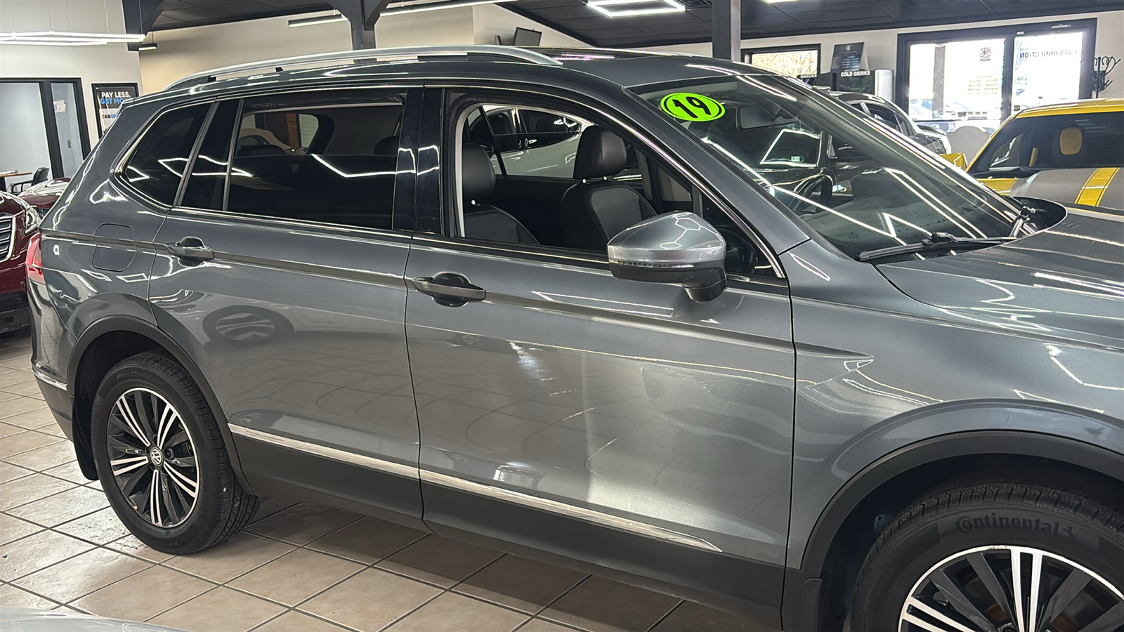 Car Connection Superstore - Used vehicle - SUV VOLKSWAGEN TIGUAN 2019