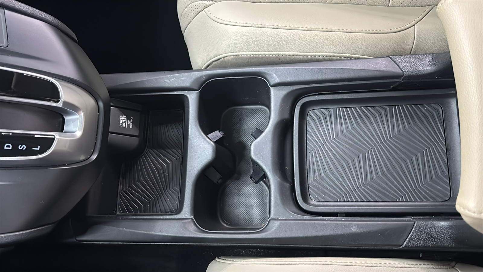 Car Connection Superstore - Used vehicle - SUV HONDA CR-V 2019