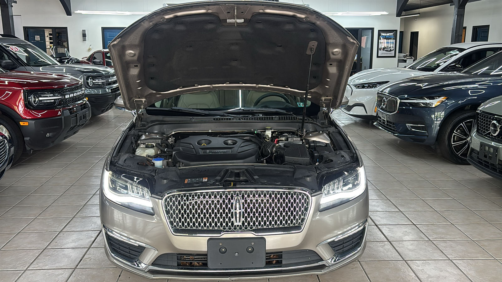 Car Connection Superstore - Used vehicle - SEDAN LINCOLN MKZ 2018