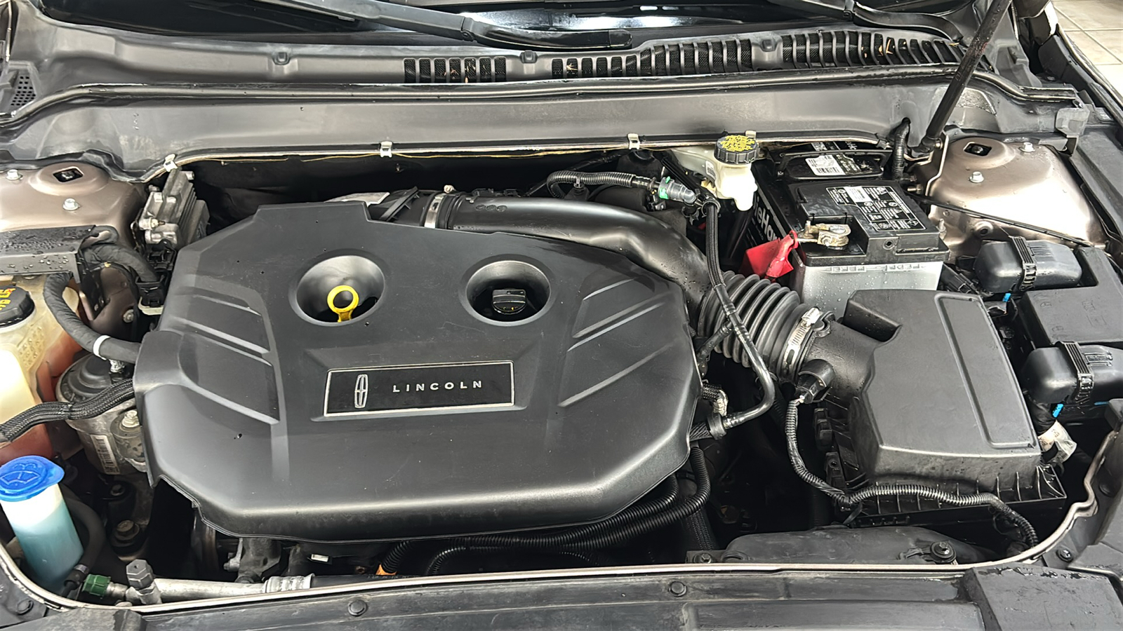 Car Connection Superstore - Used vehicle - SEDAN LINCOLN MKZ 2018
