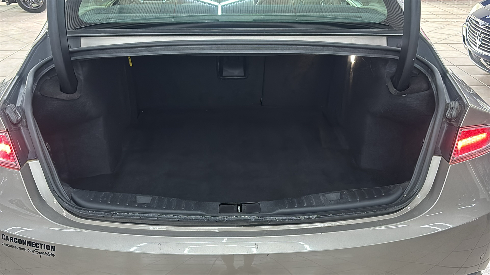 Car Connection Superstore - Used vehicle - SEDAN LINCOLN MKZ 2018