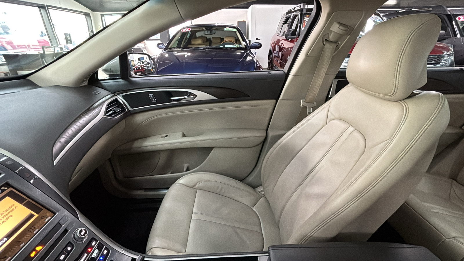 Car Connection Superstore - Used vehicle - SEDAN LINCOLN MKZ 2018
