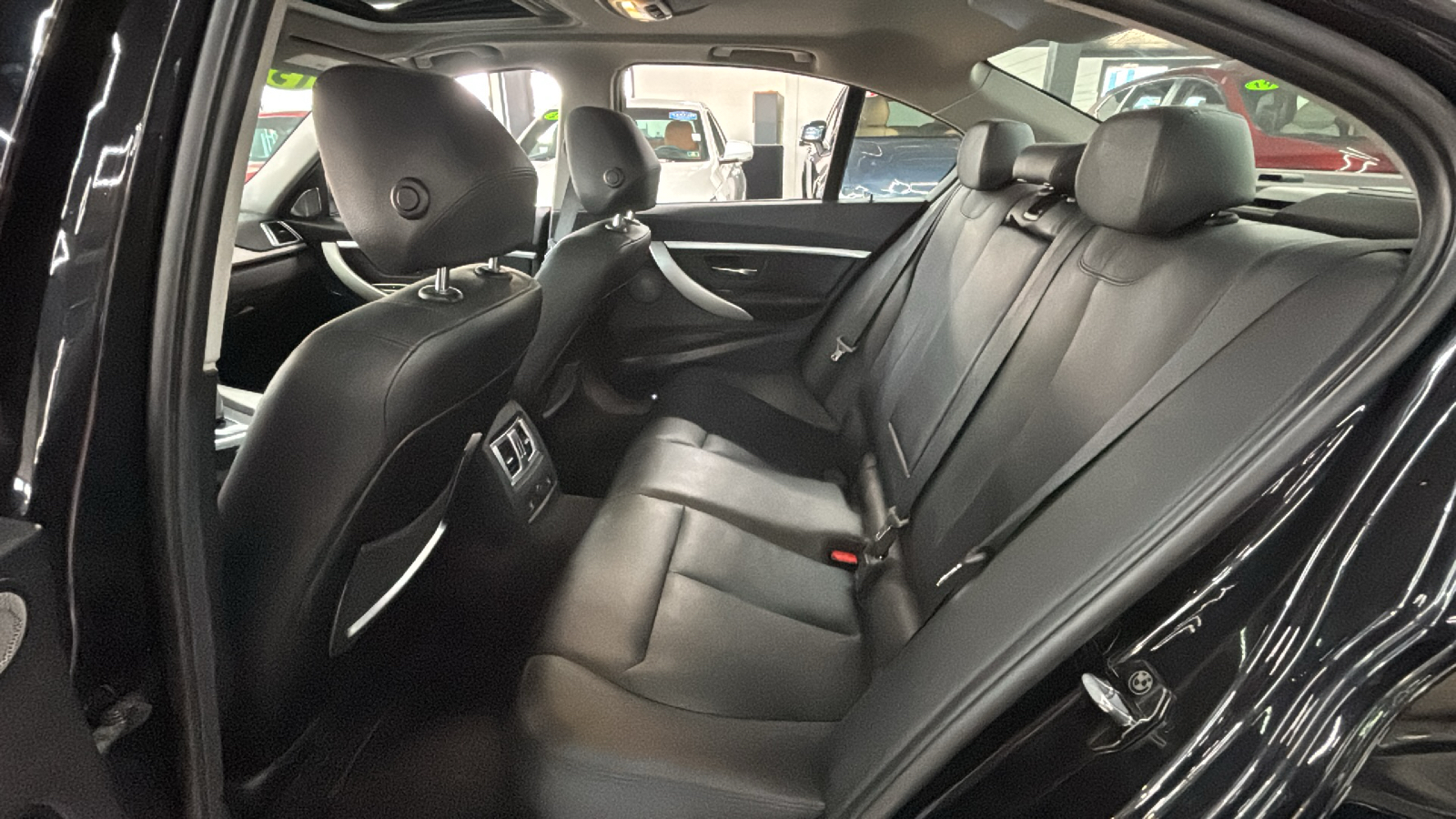 Car Connection Superstore - Used vehicle - SEDAN BMW 3 SERIES 2013