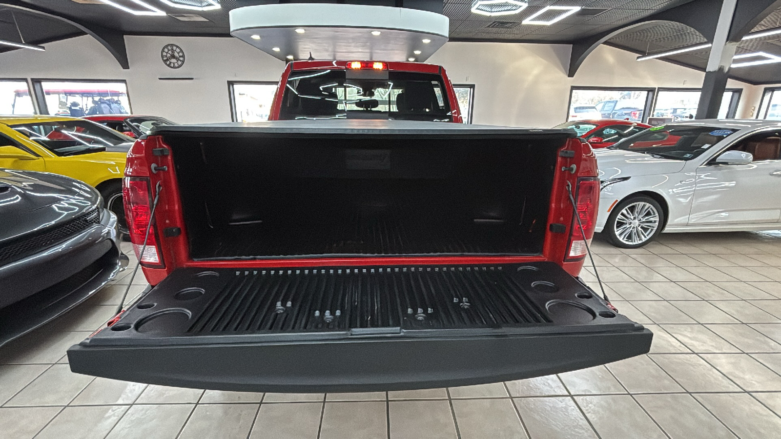 Car Connection Superstore - Used vehicle - TRUCK RAM 1500 CLASSIC 2019