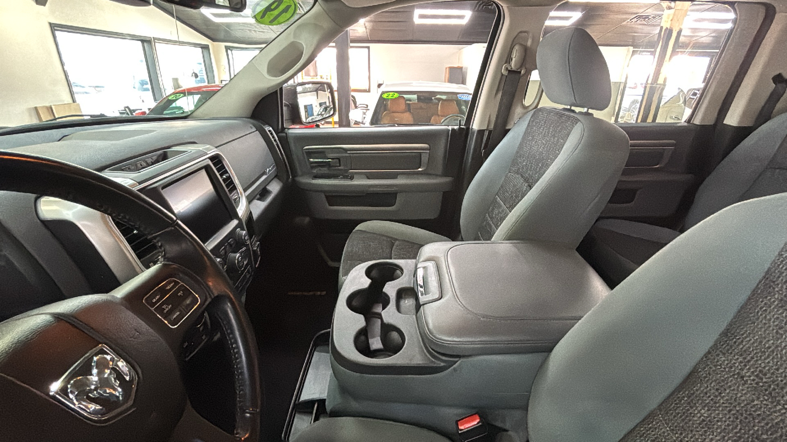 Car Connection Superstore - Used vehicle - TRUCK RAM 1500 CLASSIC 2019