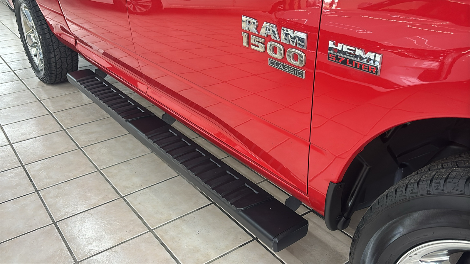 Car Connection Superstore - Used vehicle - TRUCK RAM 1500 CLASSIC 2019