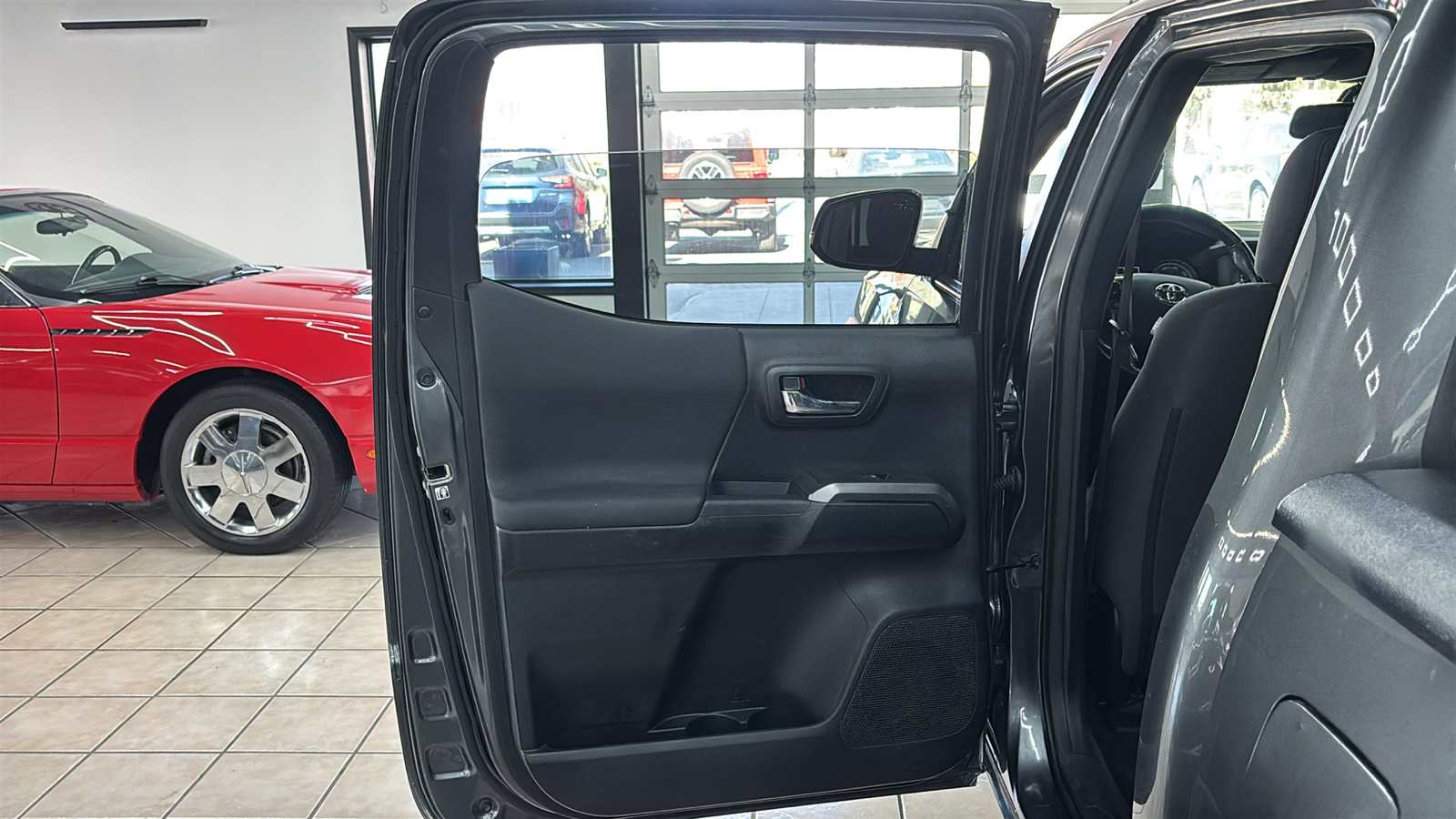 Car Connection Superstore - Used vehicle - TRUCK TOYOTA TACOMA 2017