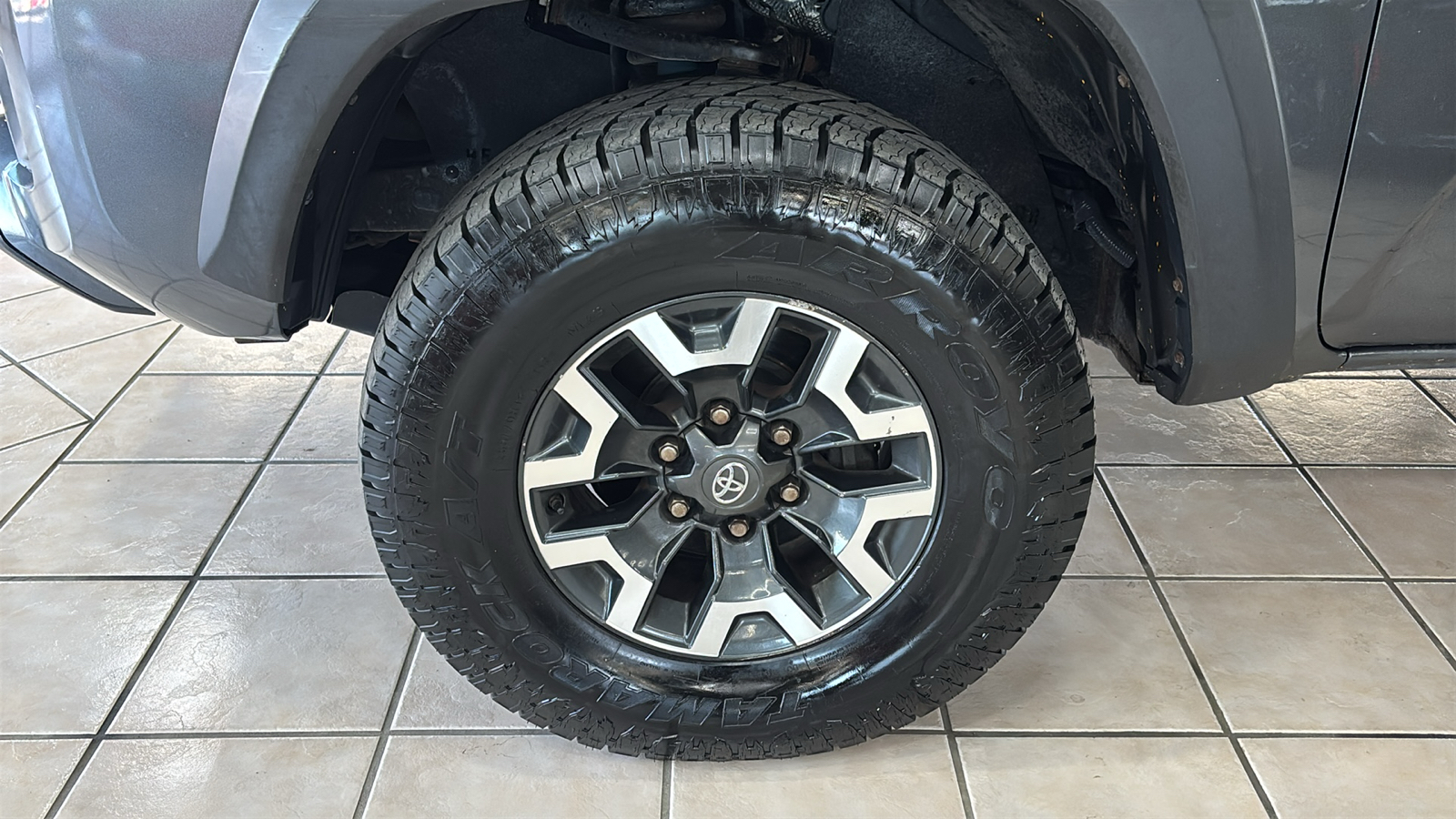 Car Connection Superstore - Used vehicle - TRUCK TOYOTA TACOMA 2017