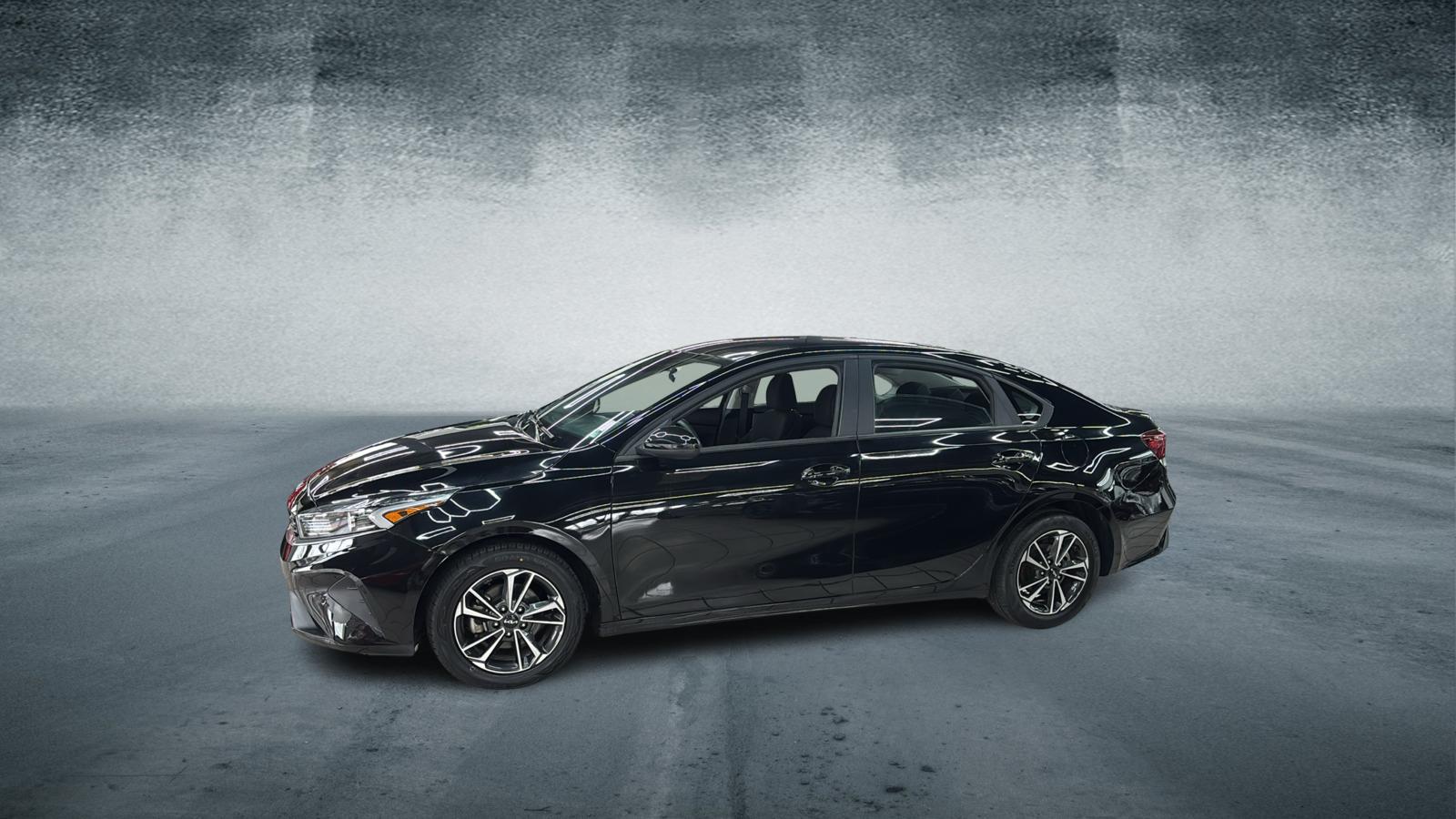 Car Connection Superstore - Used vehicle - SEDAN KIA FORTE 2024