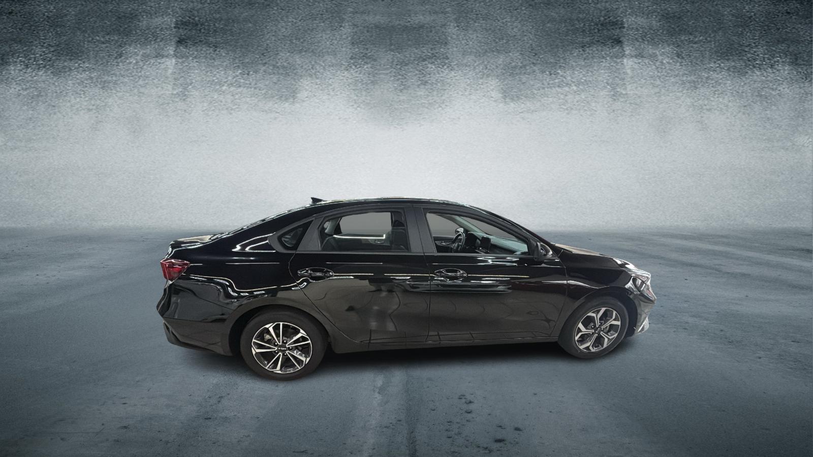 Car Connection Superstore - Used vehicle - SEDAN KIA FORTE 2024