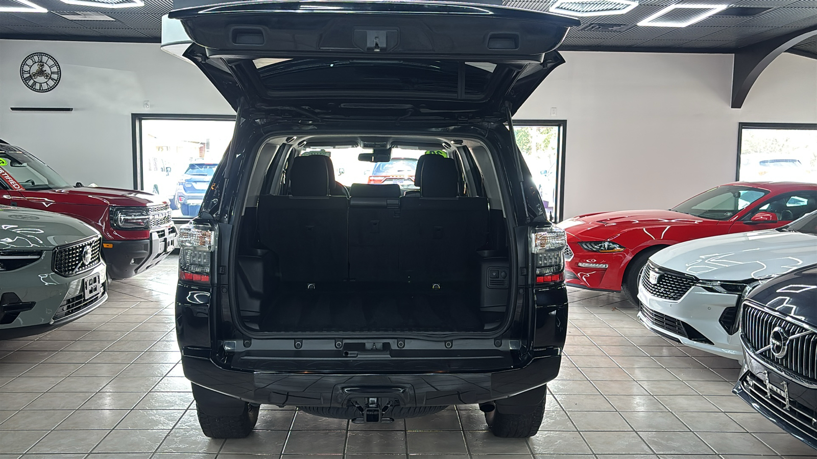 Car Connection Superstore - Used vehicle - SUV TOYOTA 4RUNNER 2020