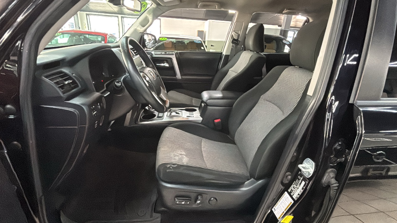 Car Connection Superstore - Used vehicle - SUV TOYOTA 4RUNNER 2020