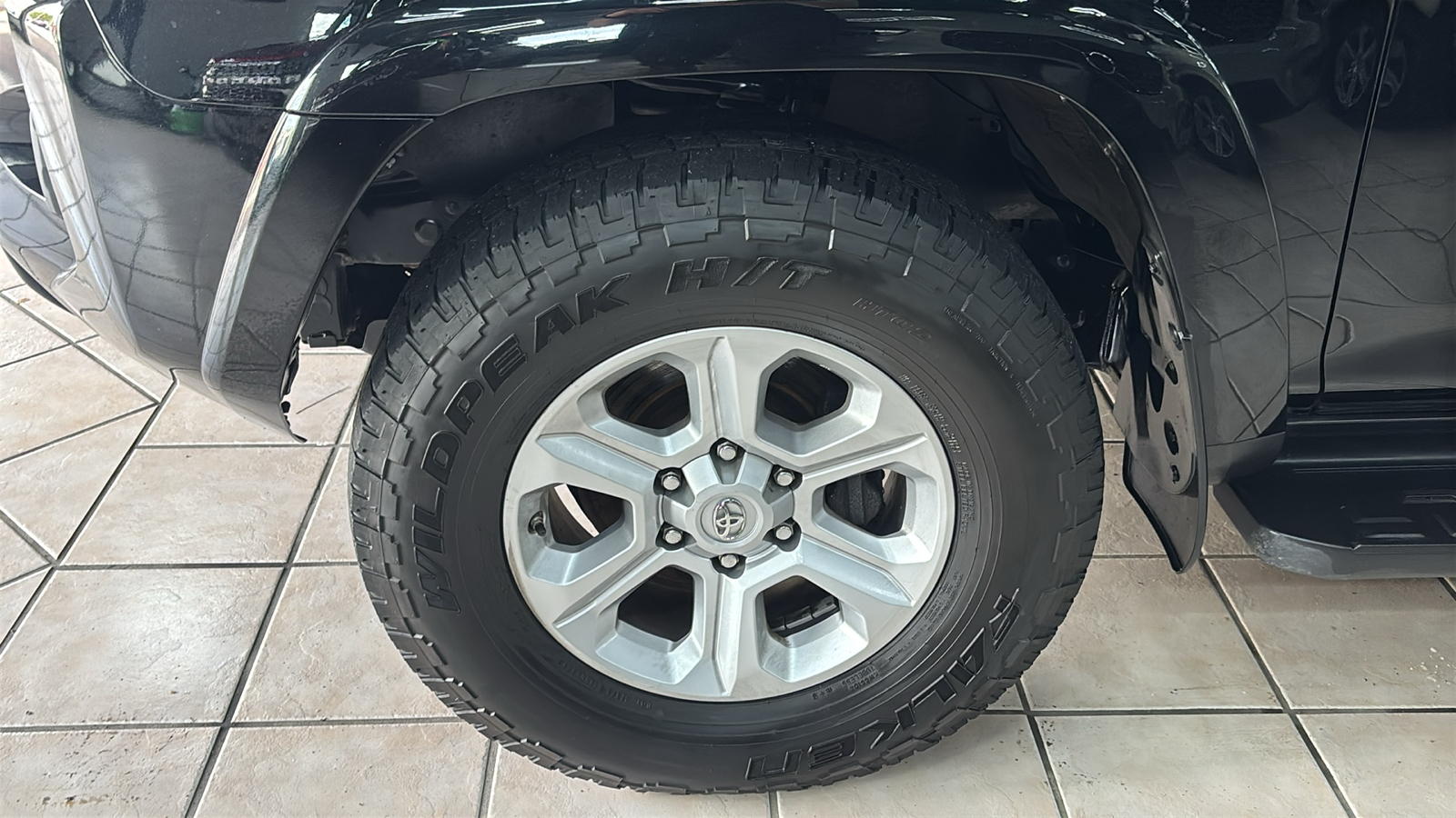 Car Connection Superstore - Used vehicle - SUV TOYOTA 4RUNNER 2020