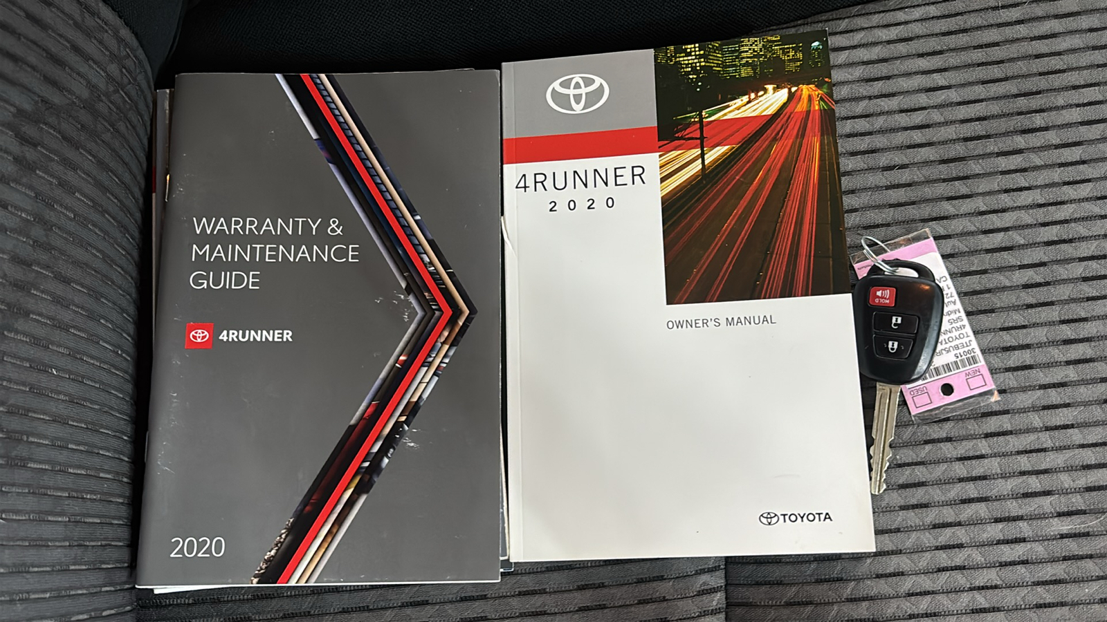 Car Connection Superstore - Used vehicle - SUV TOYOTA 4RUNNER 2020