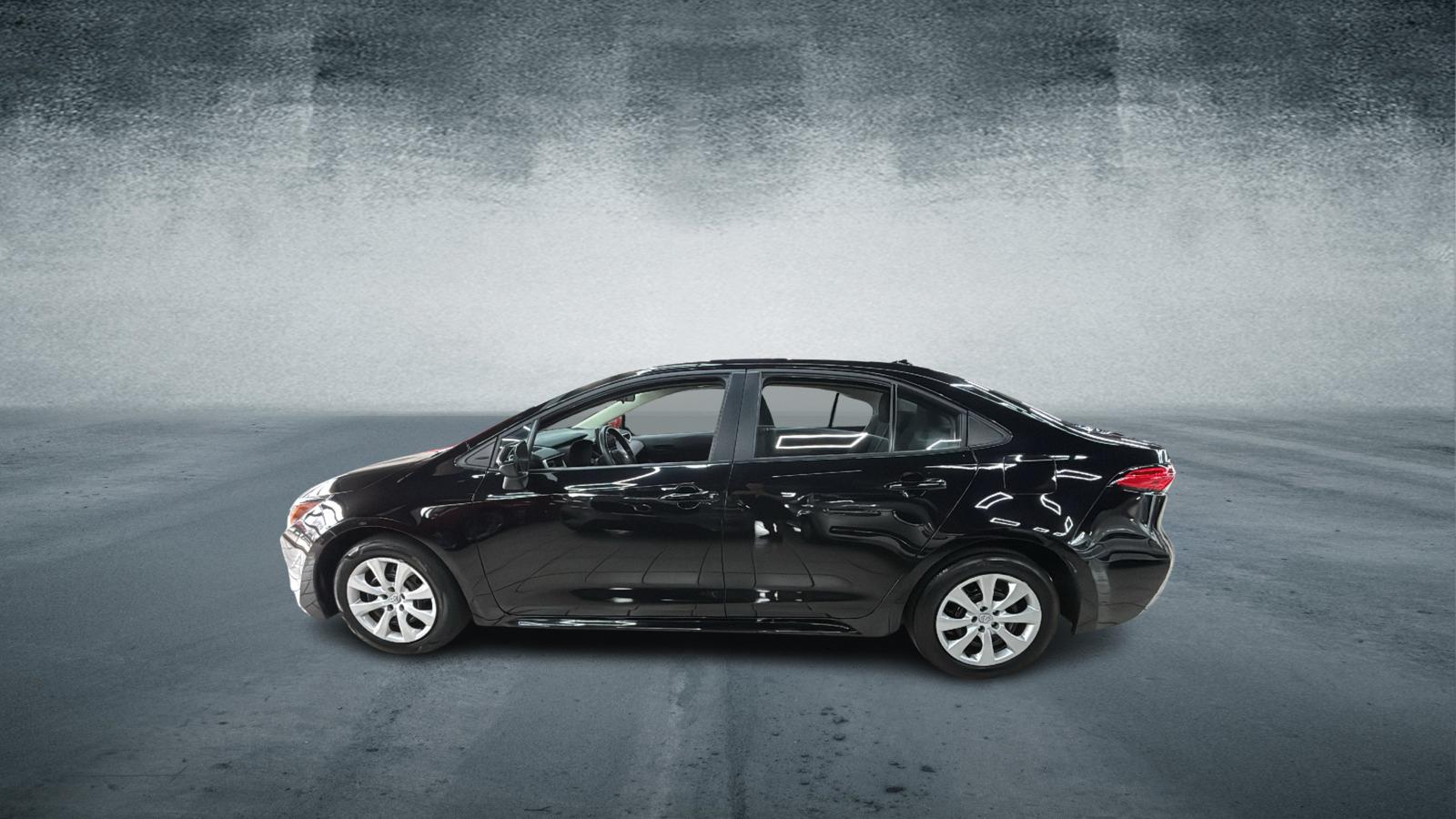 Car Connection Superstore - Used vehicle - SEDAN TOYOTA COROLLA 2025