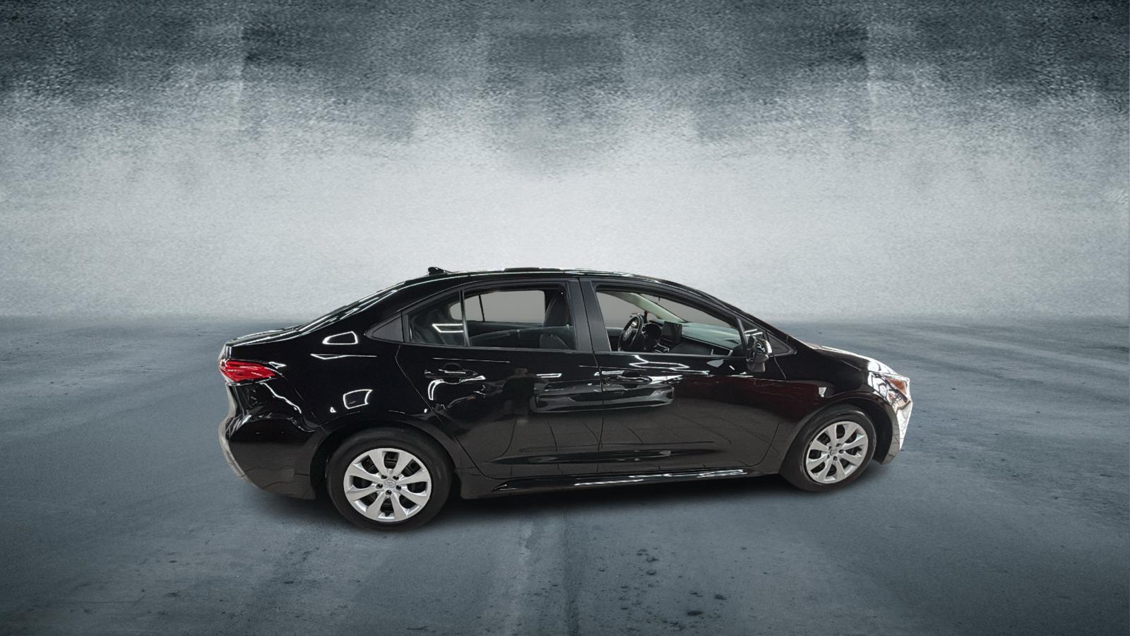 Car Connection Superstore - Used vehicle - SEDAN TOYOTA COROLLA 2025