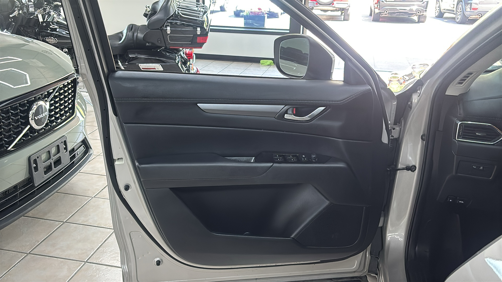 Car Connection Superstore - Used vehicle - SUV MAZDA CX-5 2025