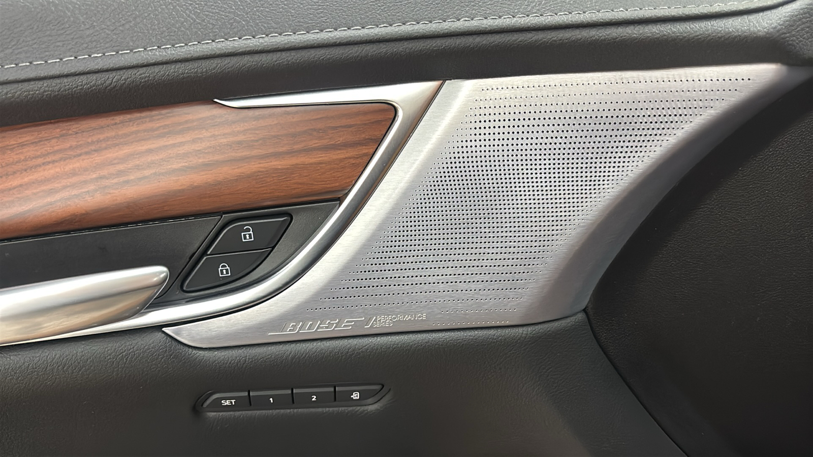 Car Connection Superstore - Used vehicle - SUV CADILLAC XT5 PREMIUM LUXURY 2026