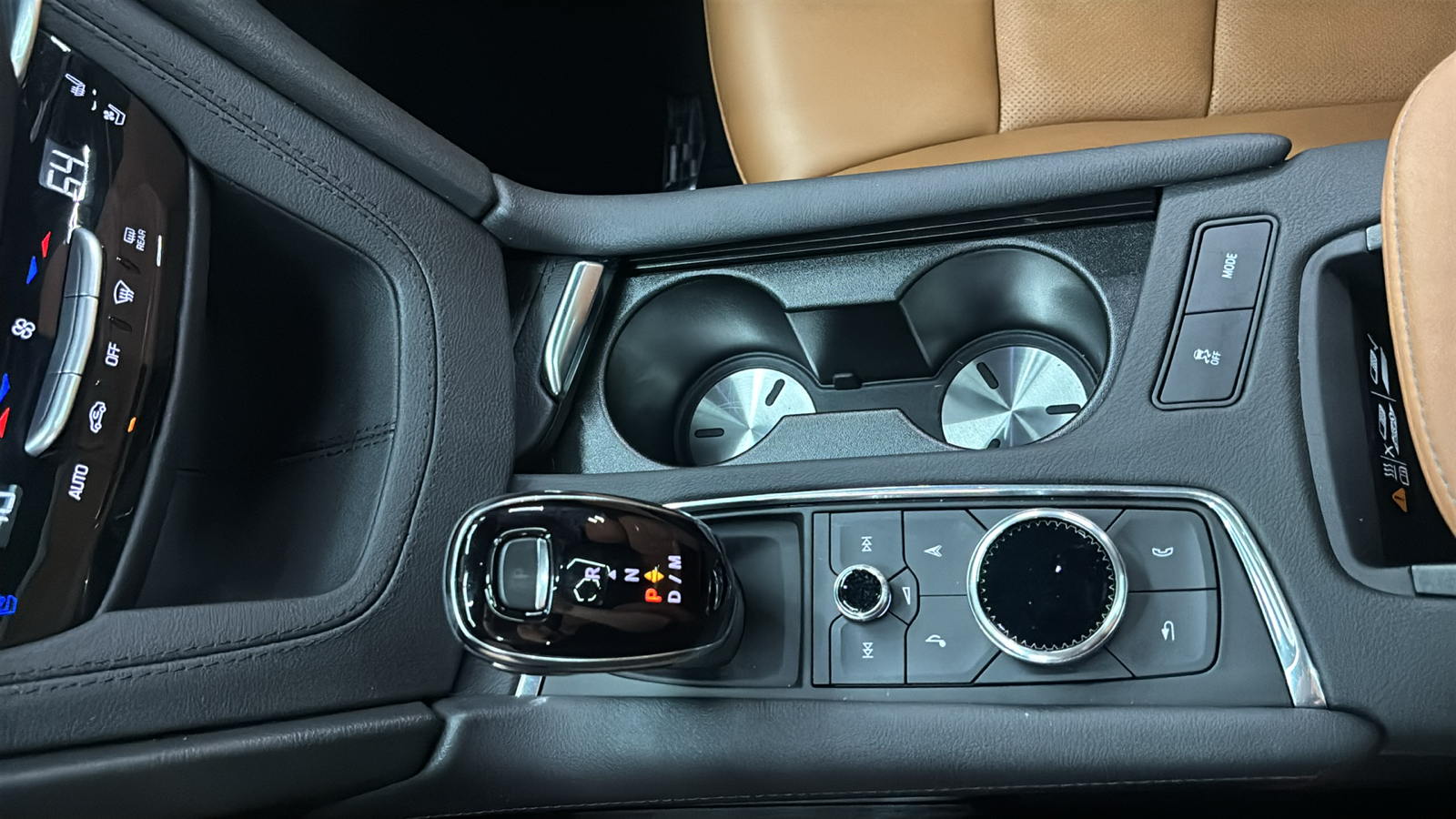 Car Connection Superstore - Used vehicle - SUV CADILLAC XT5 PREMIUM LUXURY 2026