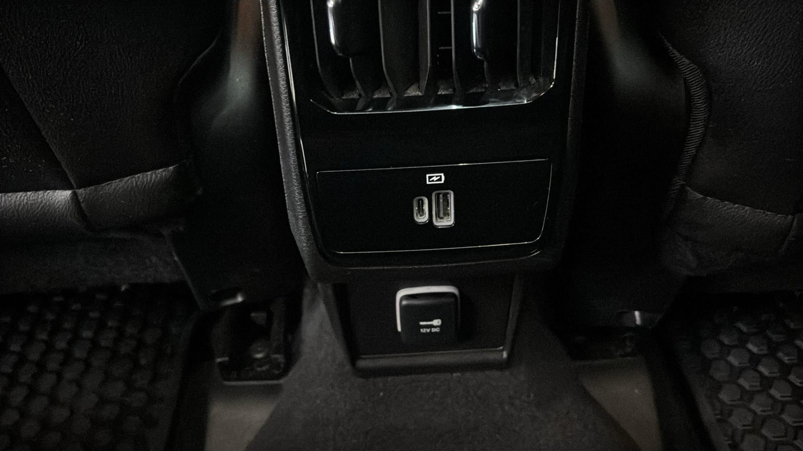 Car Connection Superstore - Used vehicle - SUV JEEP COMPASS 2025
