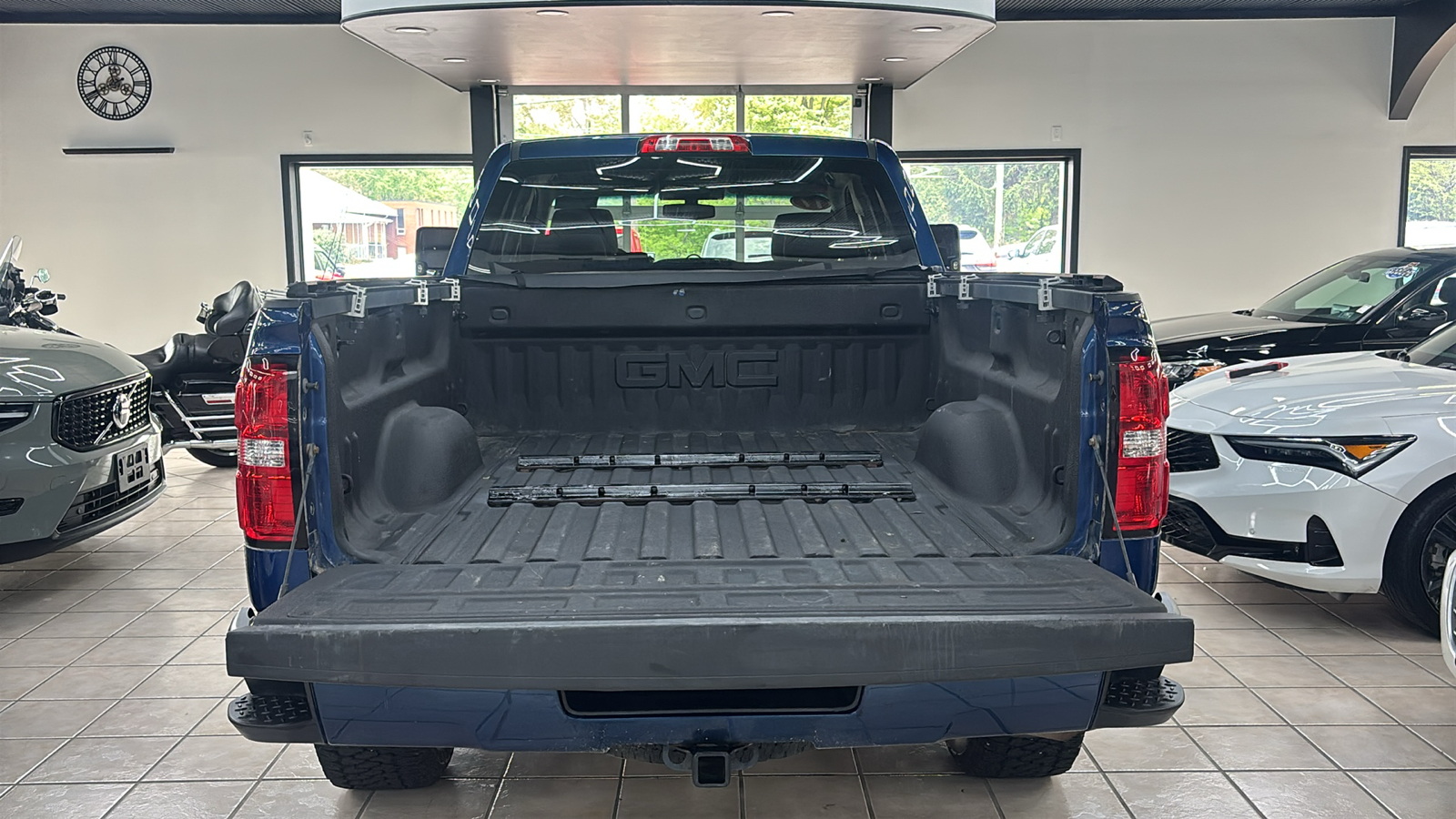 Car Connection Superstore - Used vehicle - TRUCK GMC SIERRA 1500 QD 2017