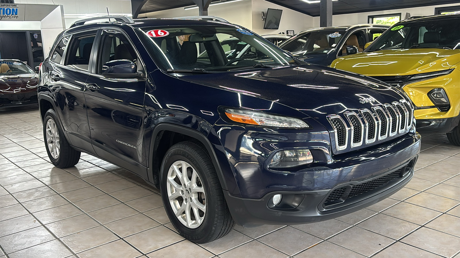 Car Connection Superstore - Used vehicle - SUV JEEP CHEROKEE 2016