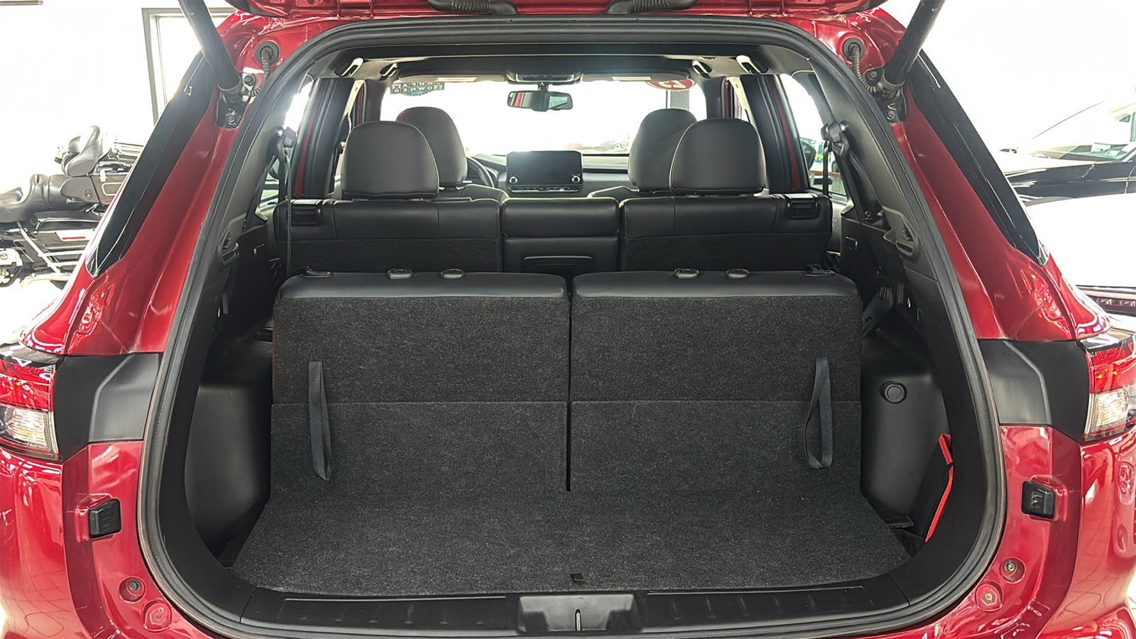 Car Connection Superstore - Used vehicle - SUV MITSUBISHI OUTLANDER 2023