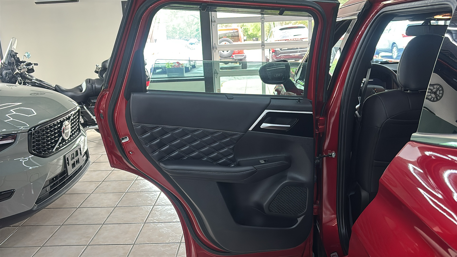 Car Connection Superstore - Used vehicle - SUV MITSUBISHI OUTLANDER 2023