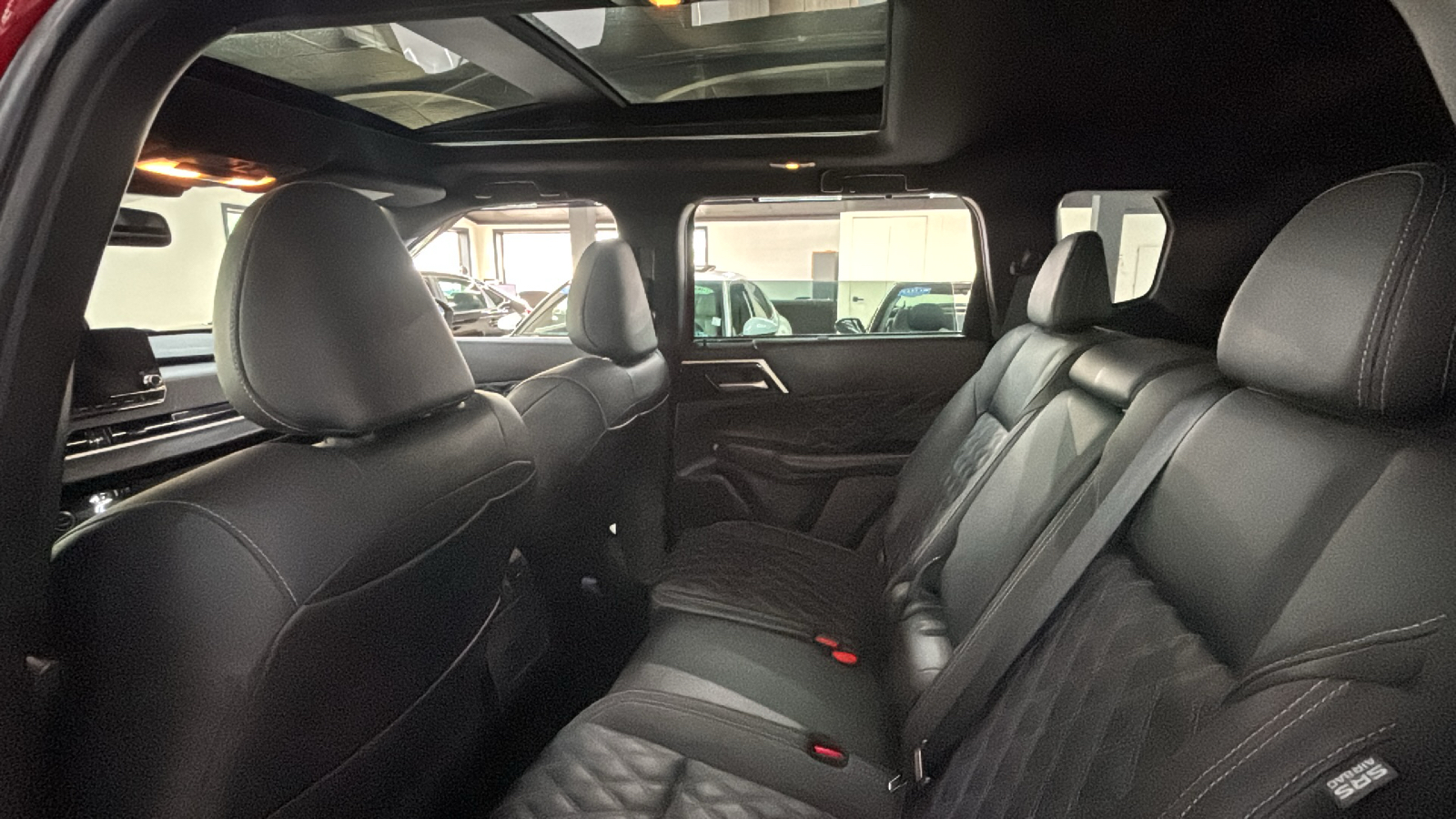 Car Connection Superstore - Used vehicle - SUV MITSUBISHI OUTLANDER 2023