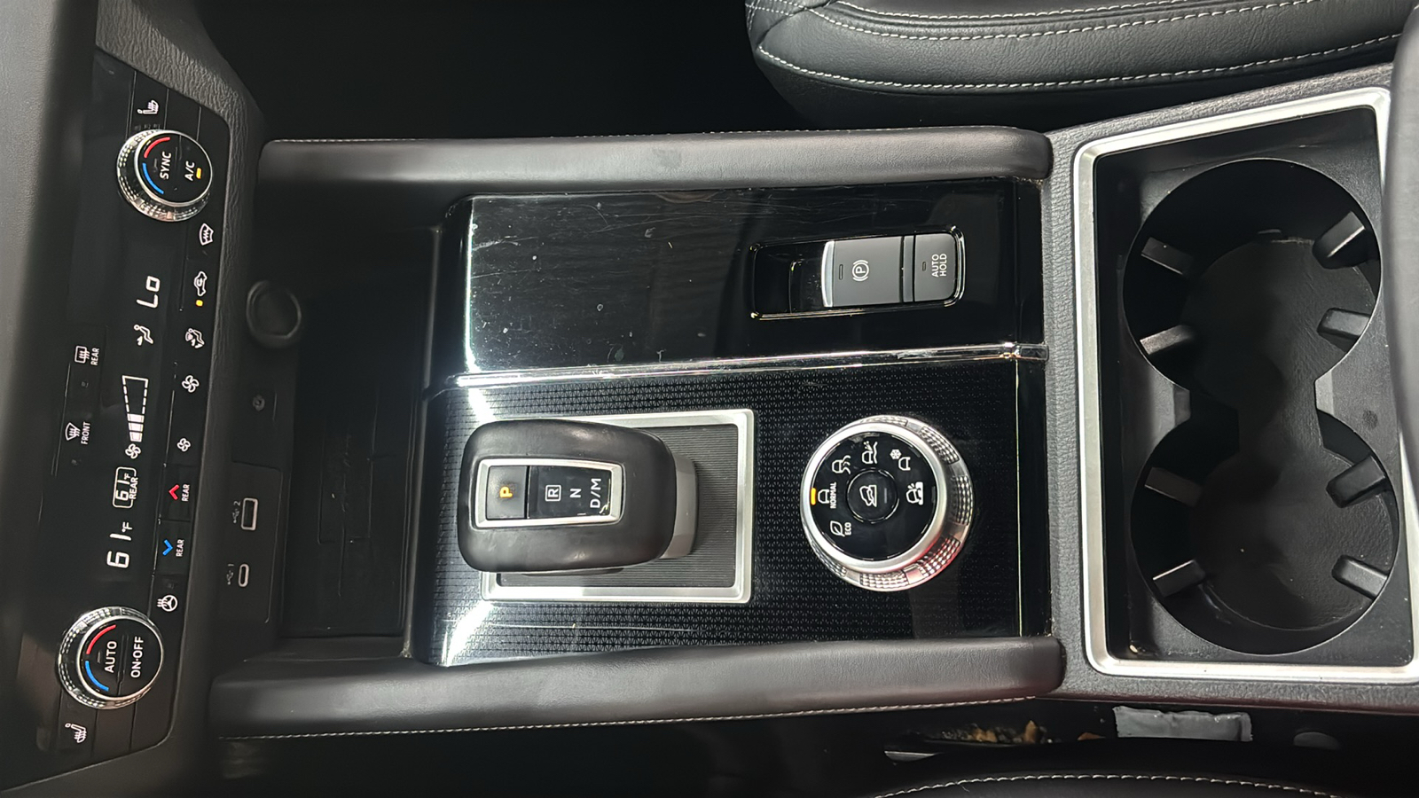 Car Connection Superstore - Used vehicle - SUV MITSUBISHI OUTLANDER 2023