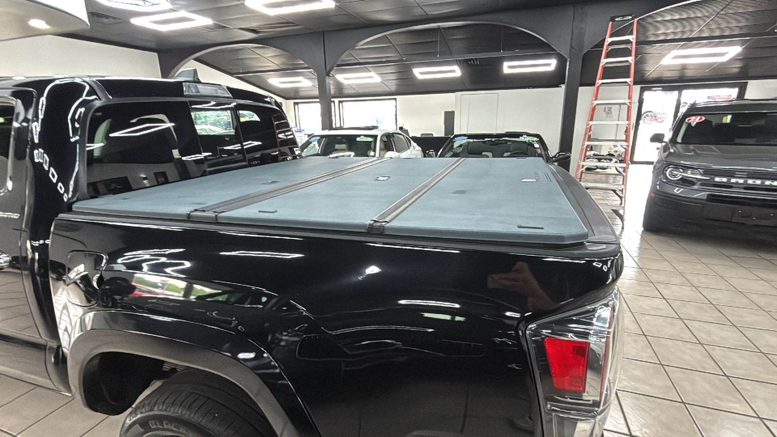Car Connection Superstore - Used vehicle - TRUCK TOYOTA TACOMA 4WD 2020