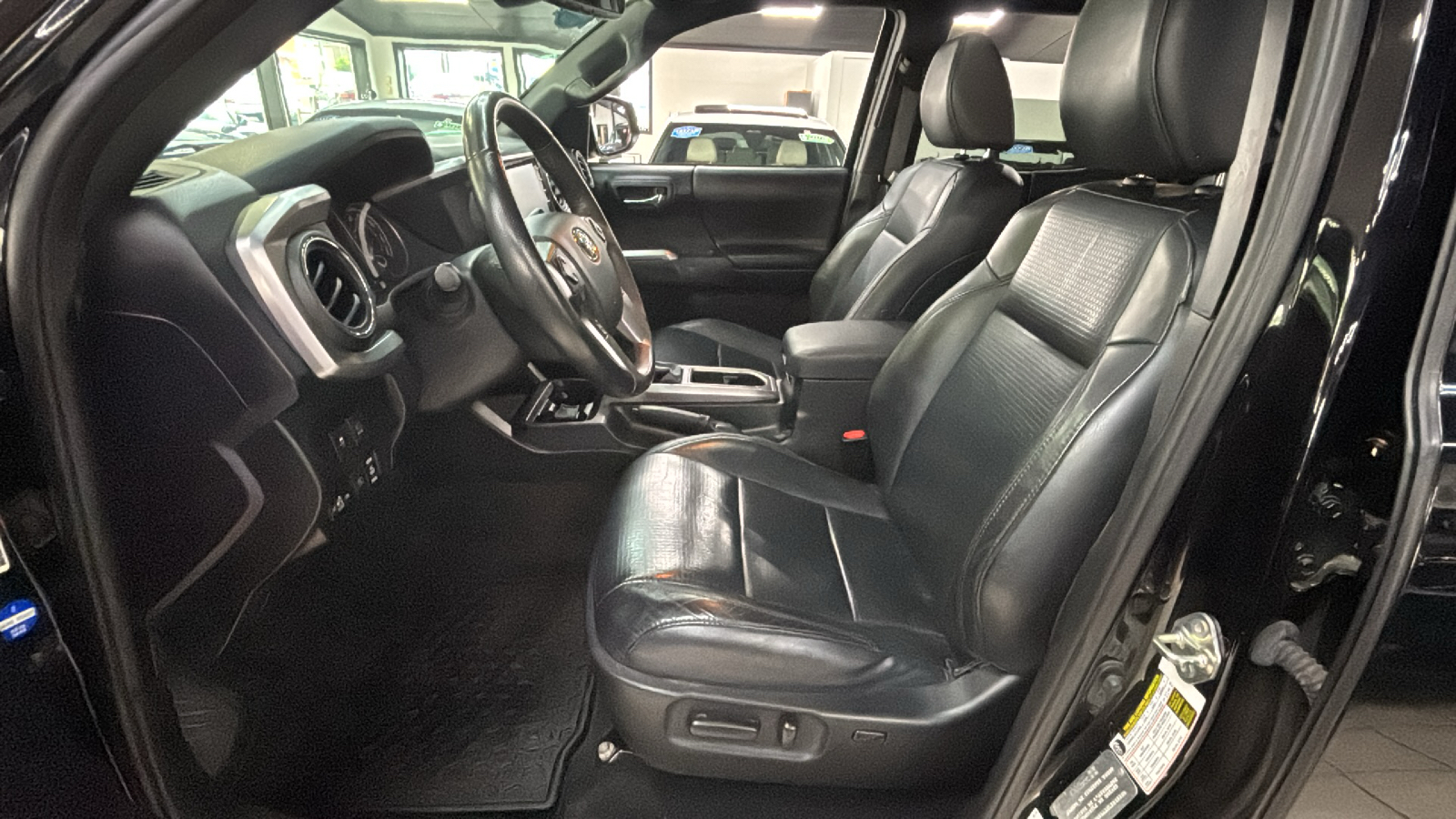 Car Connection Superstore - Used vehicle - TRUCK TOYOTA TACOMA 4WD 2020