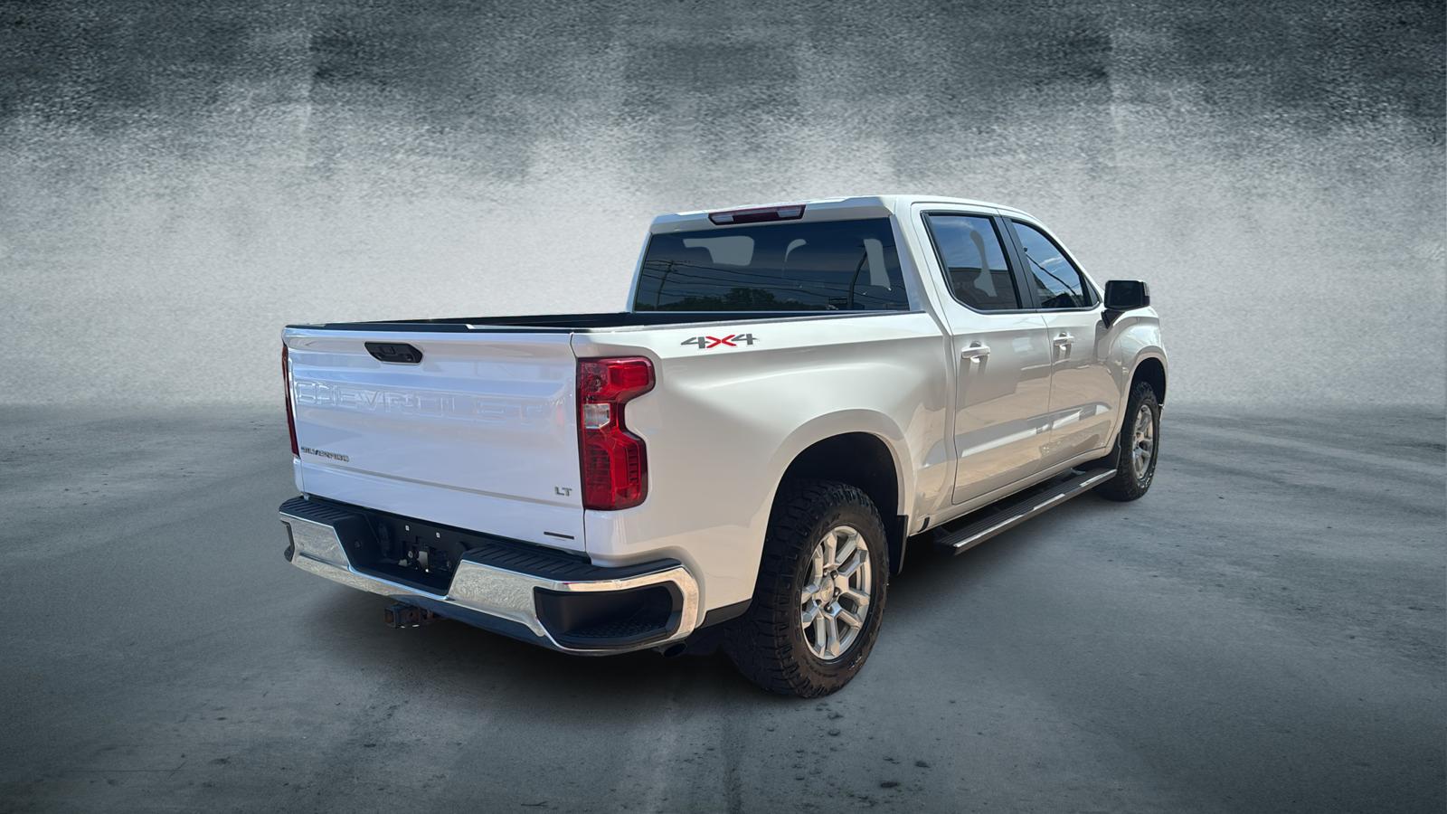Car Connection Superstore - Used vehicle - TRUCK CHEVROLET 1500 CREW 2022